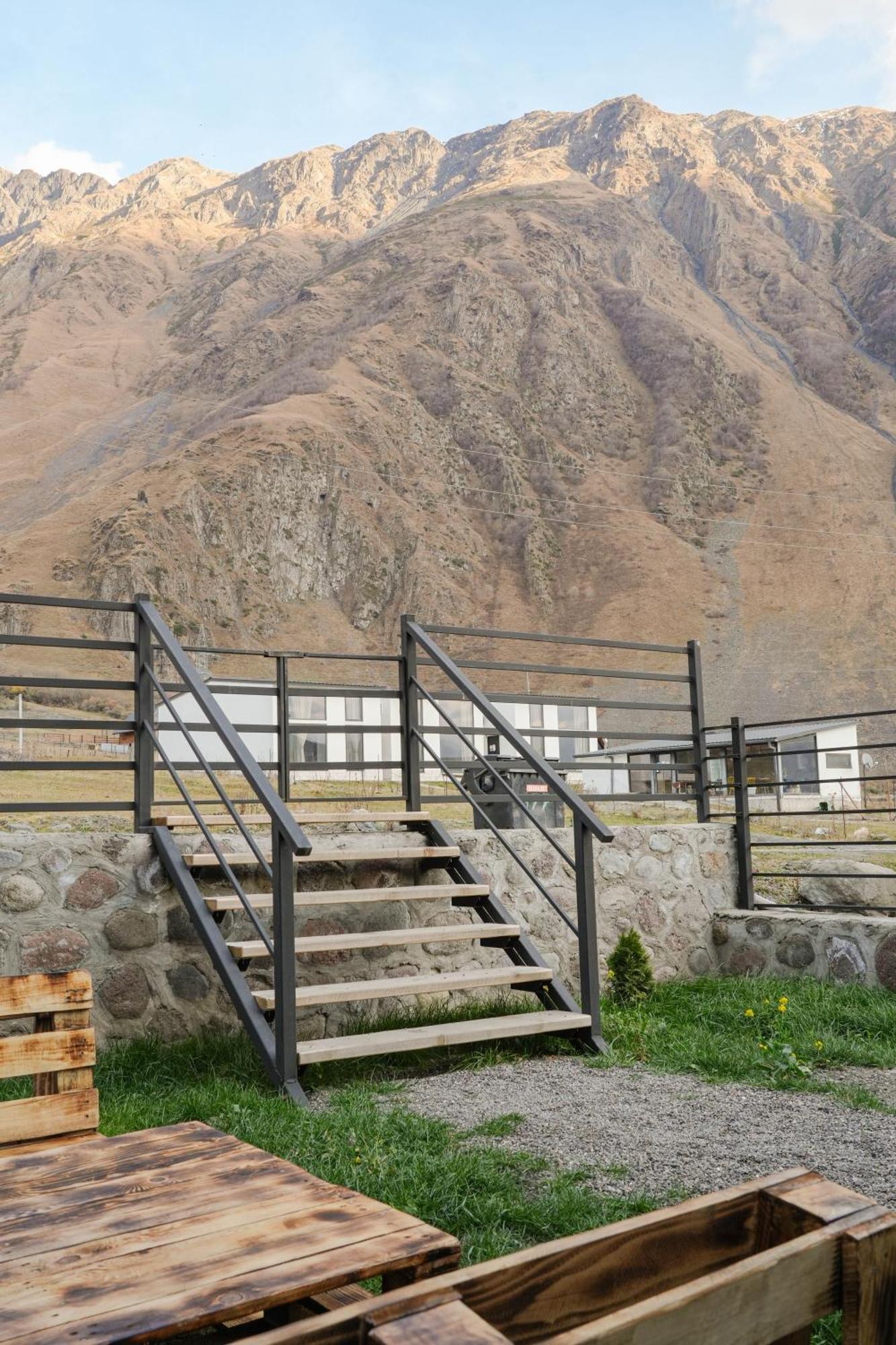 Savalley Kazbegi Εξωτερικό φωτογραφία