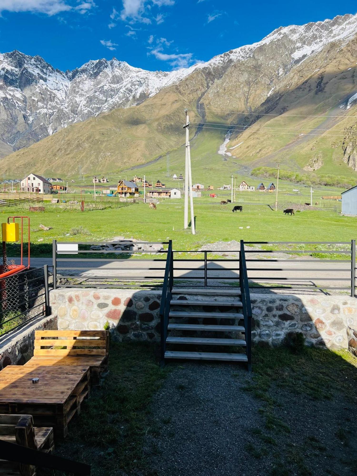 Savalley Kazbegi Εξωτερικό φωτογραφία